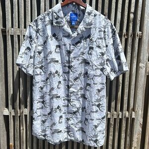 Guy Harvey Men's Sail Short Sleeve Button Up Fishing Shirt Grey Camouflage Large